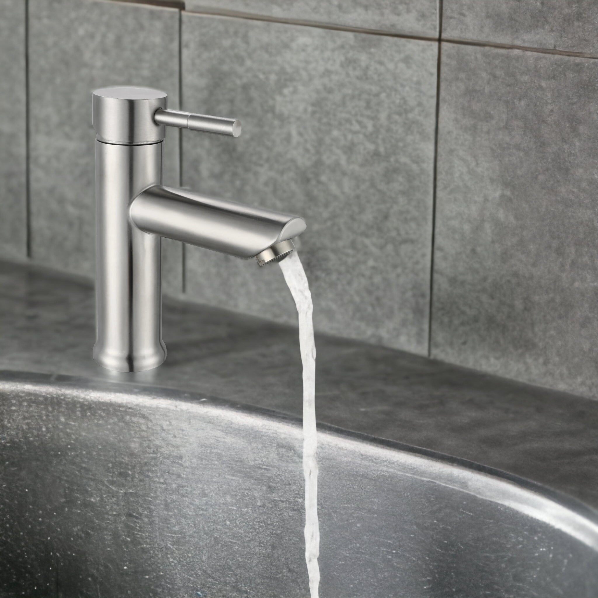 Miscelatore da bagno in acciaio inox basso, completo