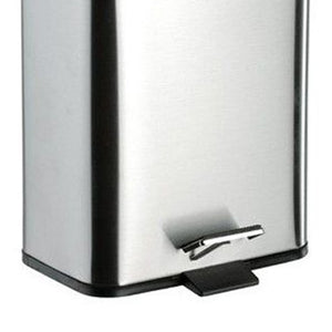 Pattumiera squadrata cromata con apertura a pedale