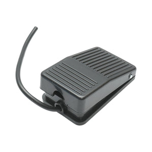 Pedale di comando con contatto elettrico – 250V / 5A Breckner Germany