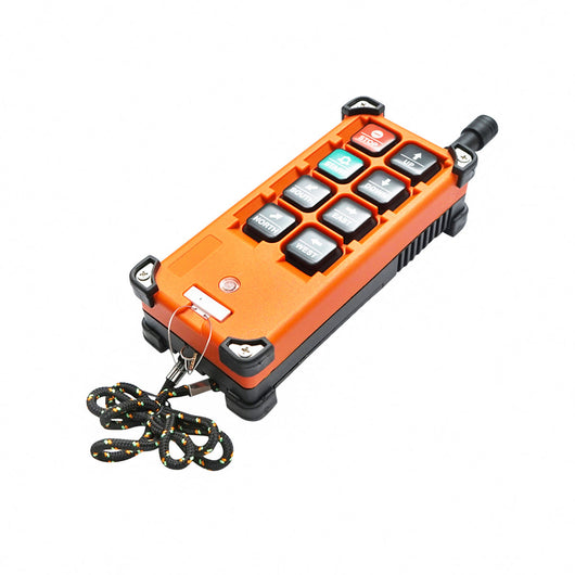 Telecomando wireless per verricello di trattore forestale, 8 pulsanti, compatibile con impianti a 12V/24V.