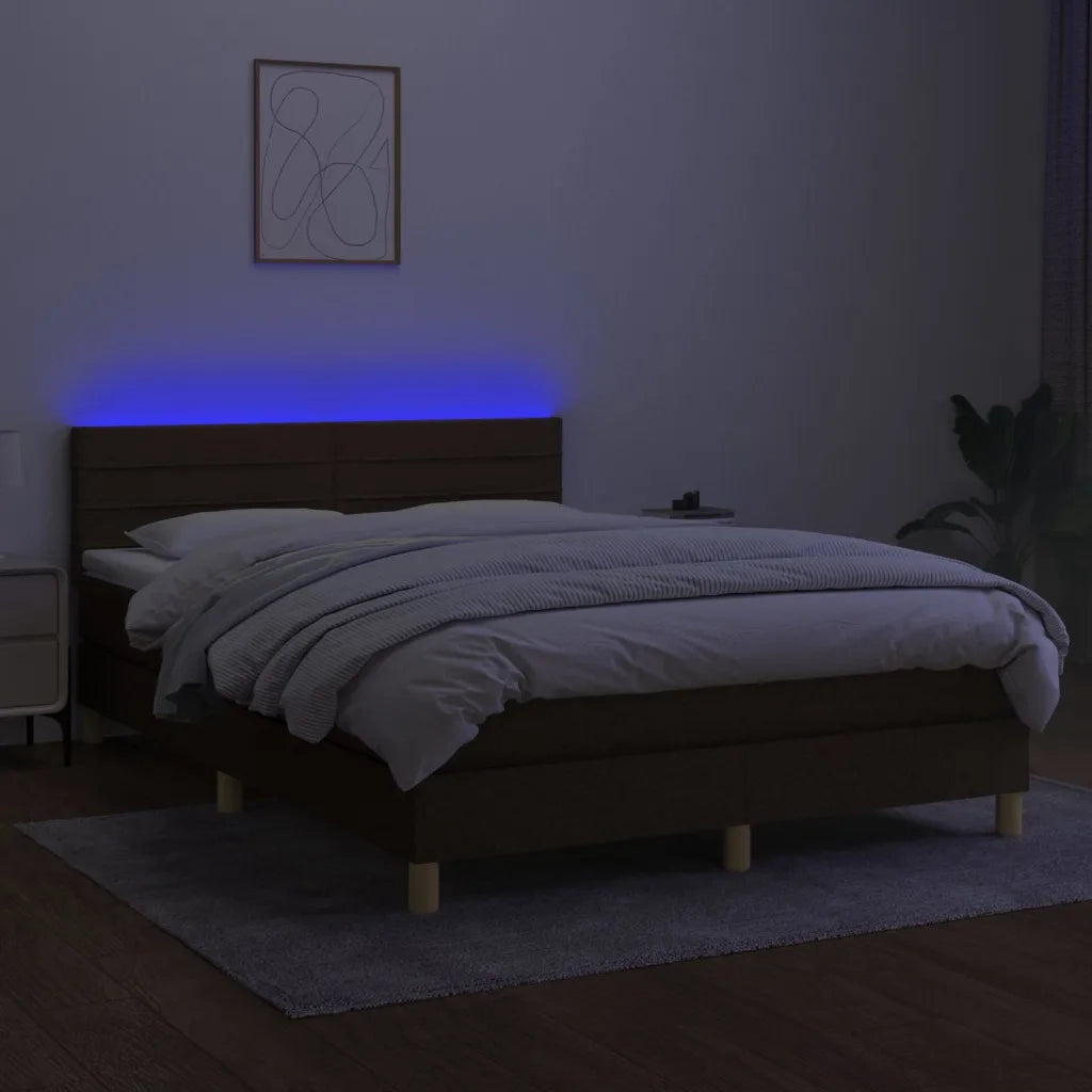 Letto a Molle Materasso e LED Marrone Scuro 140x200 cm Tessuto 3133800
