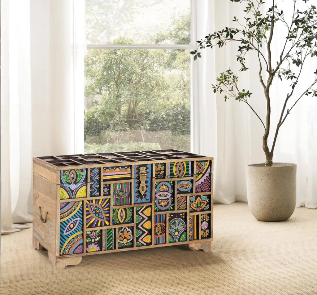 Cassapanca realizzato in legno di mango multicolore dipinto a mano