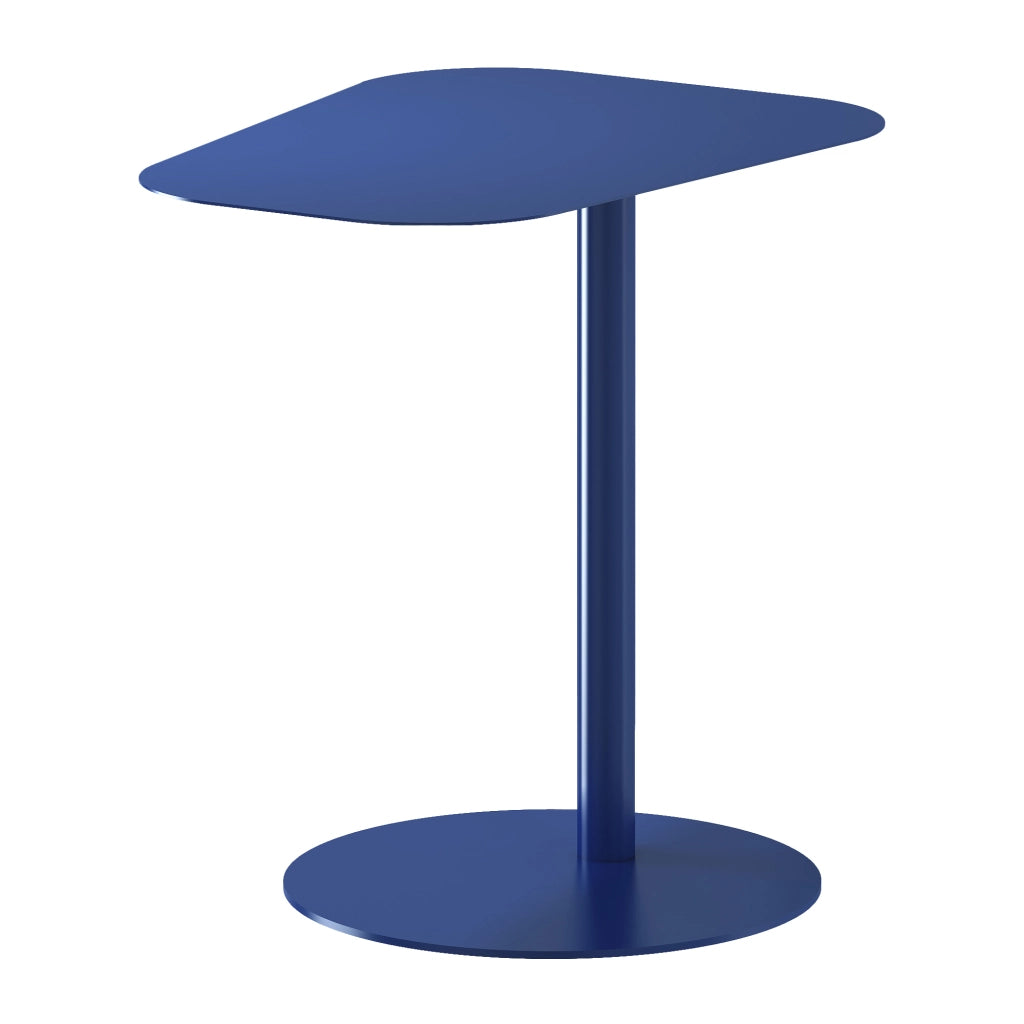Tavolino Laterale Nastätten in Metallo con Piano di Appoggio Trapezoidale - Blu Scuro [en.casa]