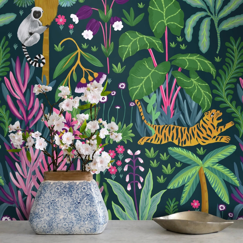 Carta da Parati Giungla Tropicale con Scimmie e Tigre Carta Vegana 250x200cm 5,5mq 