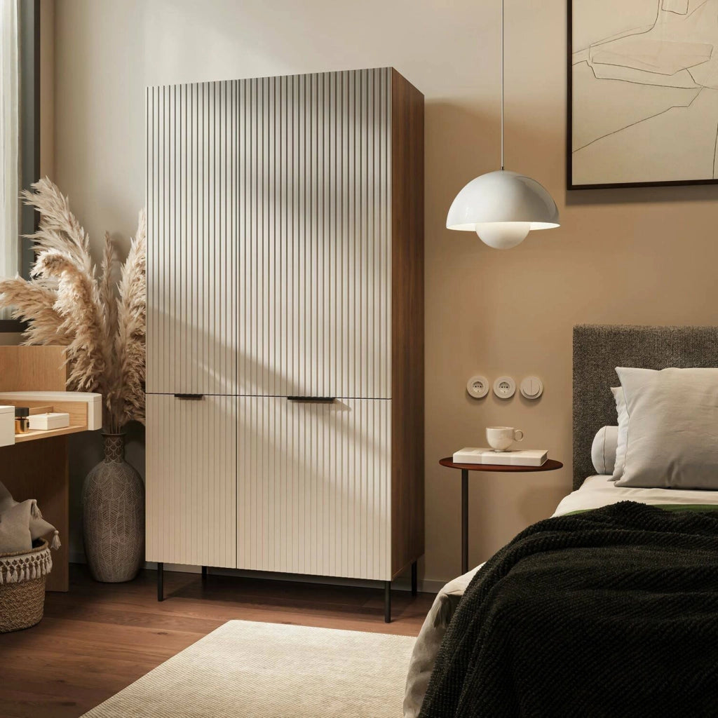 Guardaroba 2 ante Intelvi, Mobile multifunzionale con sei ripiani interni e una barra appendiabiti, Finitura effetto cannettato, 90x52 h185 cm, Beige