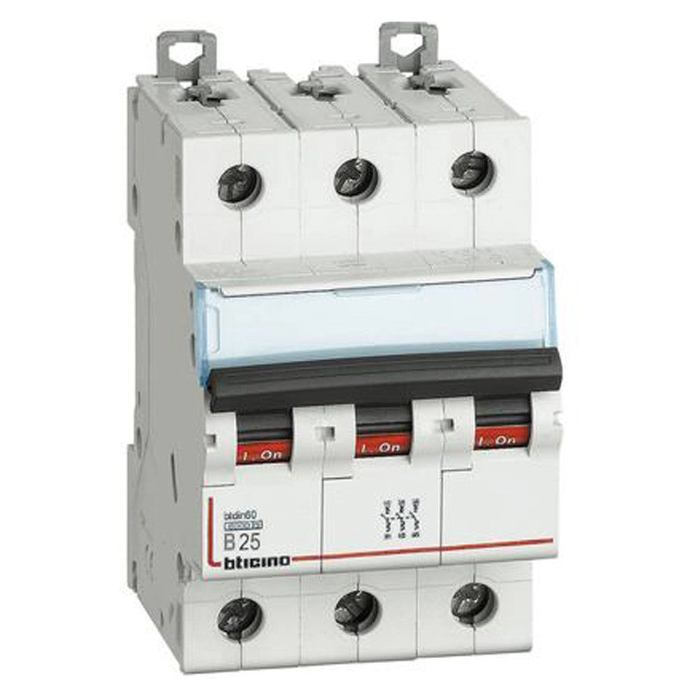 Interruttore magnetotermico 3 poli 3 moduli 25A curva B Bticino