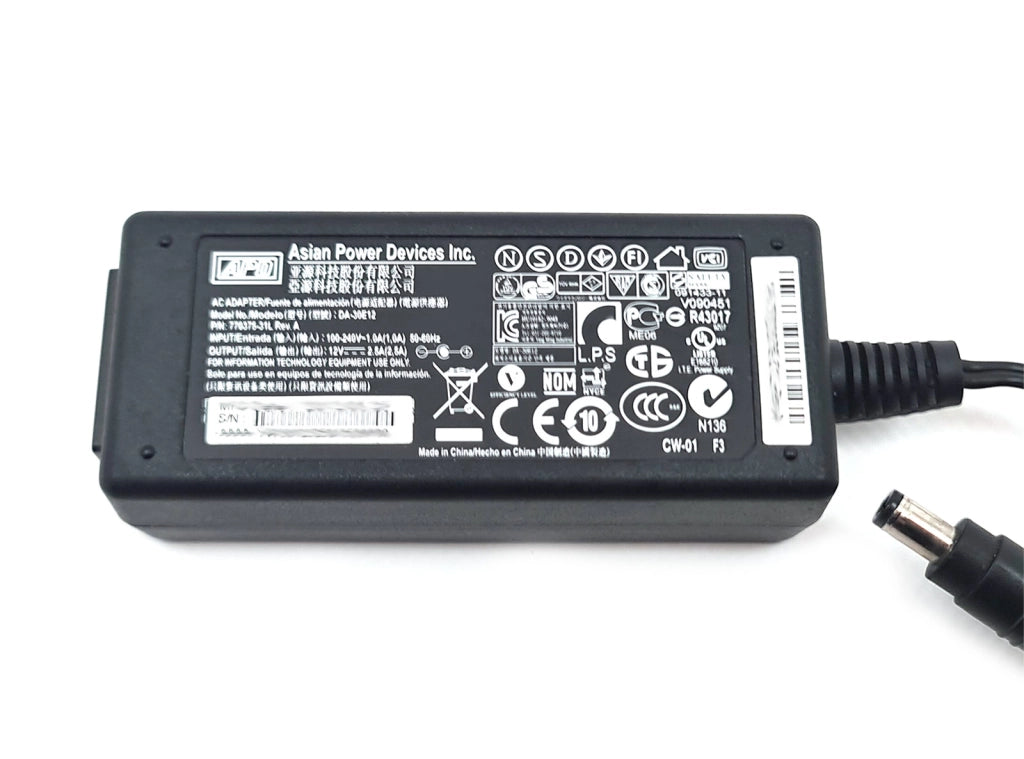 Alimentatore Universale APD DA-30E12 12V 2.5A 30W Spinotto Cilindrico 5.5mm x 2.1mm - Ricondizionato