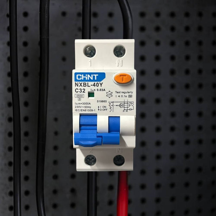 Chint serie nb1l1 interruttore magnetotermico differenziale 1p+n alta protezione *** ampere 32 ampere, confezione 1