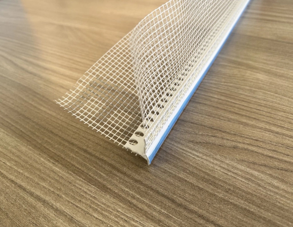 Paraspigolo in pvc con gocciolatoio e rete in fibra di vetro - barra 2,5 metri bianco