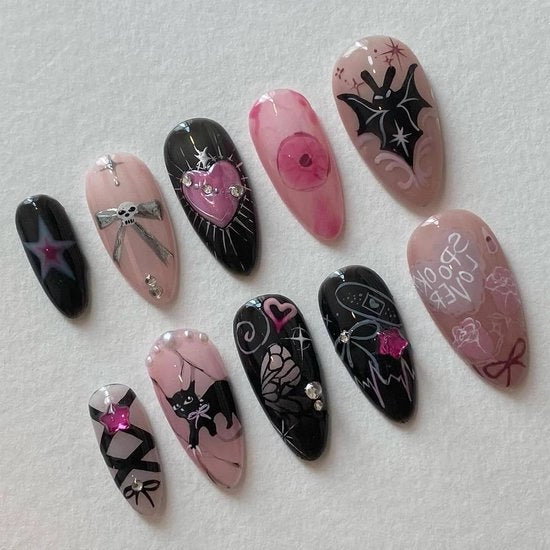 Set di unghie da Halloween, a forma di mandorla con ragni - 24 pezzi. Adatto per donne, unghie da pressione medie.