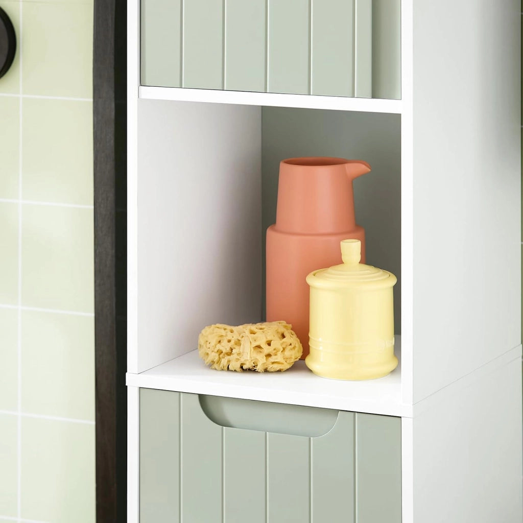 Mobile Alto Bagno Salvaspazio con Sacco Portabiancheria – Colonna Bagno Stretta con Ripiani, Armadietto per Lavanderia, WC o Bagni Piccoli, Bianco e Verde, 167x31x30cm, BZR137-GR