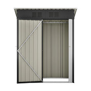 Casetta da giardino con porta chiudibile e tetto piatto per esterno in metallo nero 152.2×83.6×182 cm