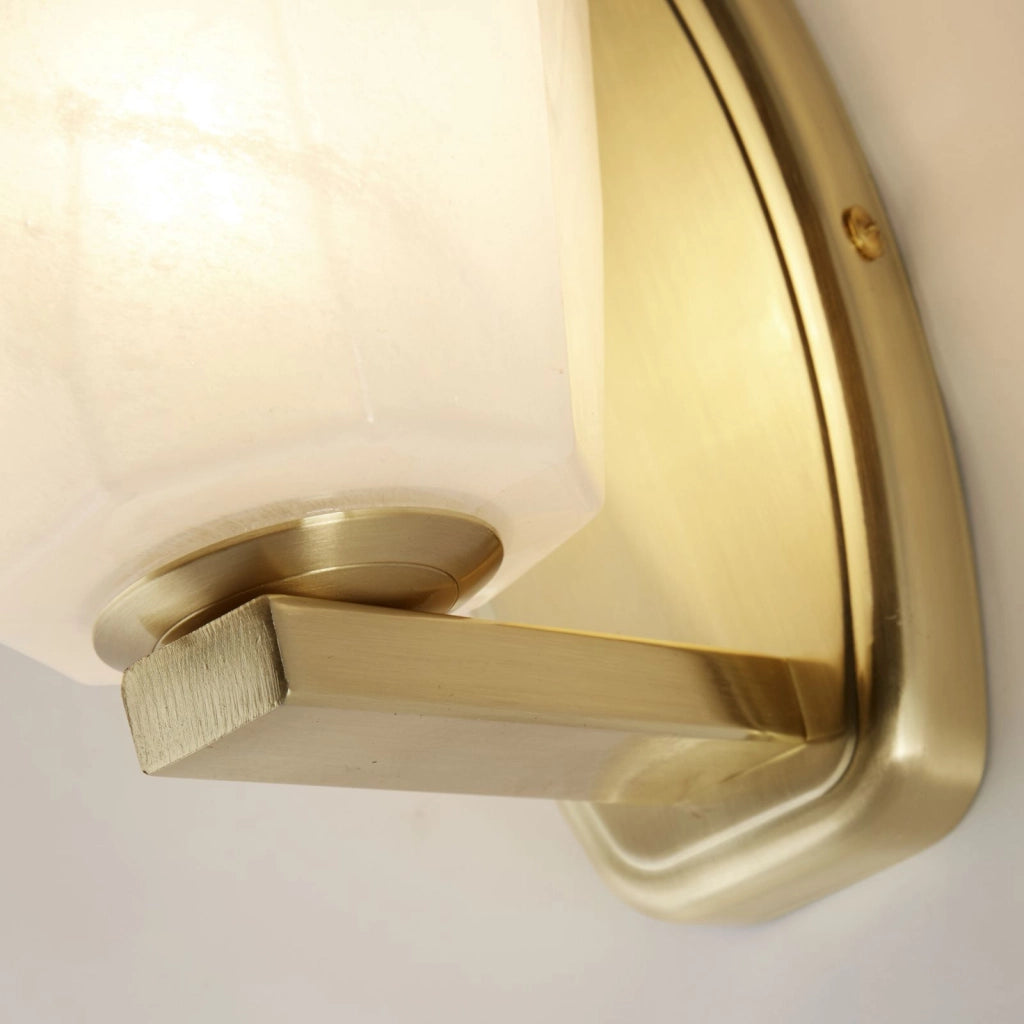 Lampada da parete Rocky 1Lt, metallo ottone satinato e vetro