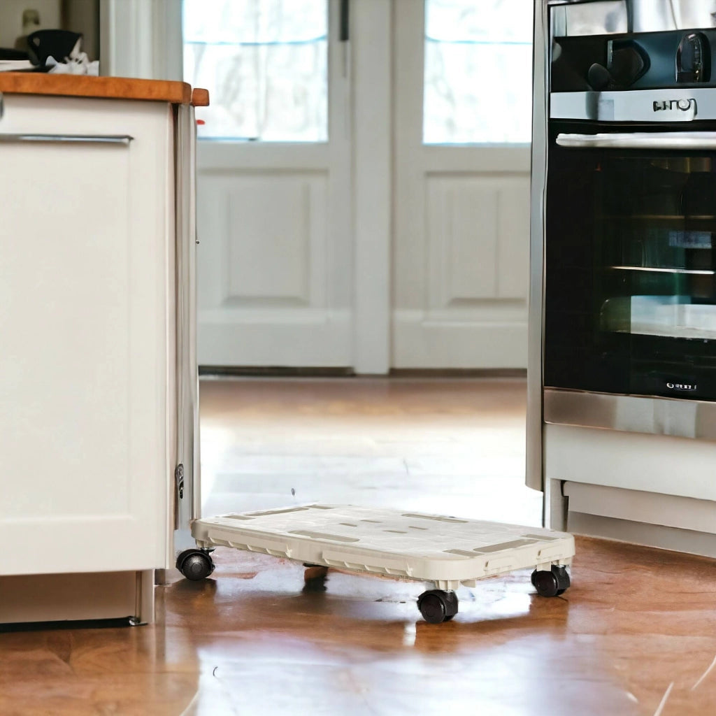 Pedana con ruote in Tbilisi, 100% Made in Italy, cm 48x29h8, colore Beige