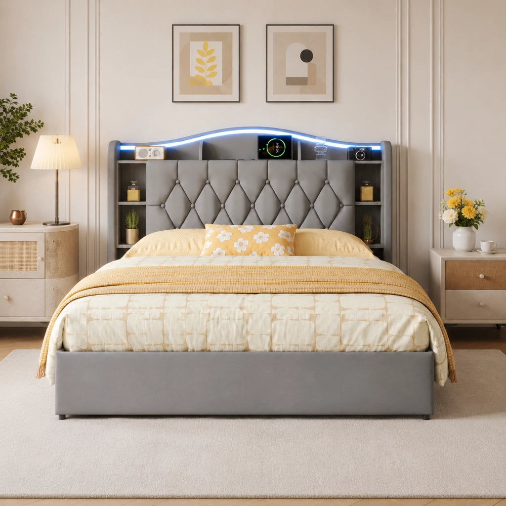 Letto matrimoniale con contenitore idraulico 140x200cm, testiera velluto grigio, luci LED RGB, ricarica USB‑wireless, scomparti porta‑oggetti