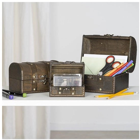 Cassettiere in legno lucidato - decorativa e funzionale - set da 3 

Cassettiere in legno lucidato - decorativa e funzionale - set da 3 (articolo 12345)