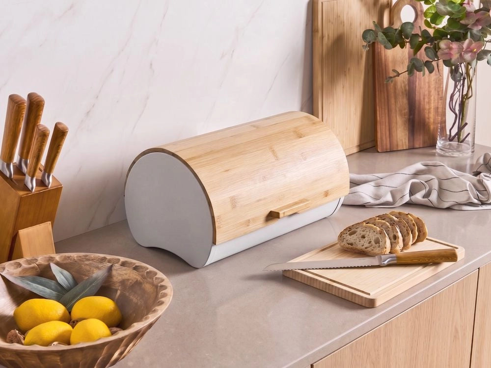 Contenitore per il pane in ferro bianco e marrone chiaro 38 x 24 x 20 cm Decorativo con coperchio in bambù Cucina scandinava moderna
