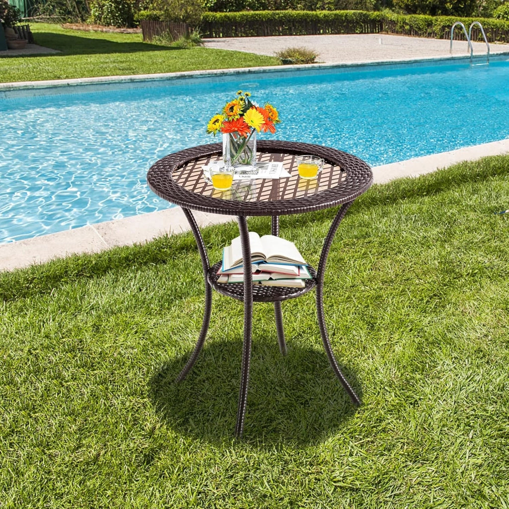 Tavolo Appoggio da Giardino, a 2 Ripiani, Rotondo, Tavolino Esterno in Rattan e Vetro, Resistente all'Intemperie, Portata di 35 kg, per Piscina/Patio/Balcone, 64 x 71,5 cm