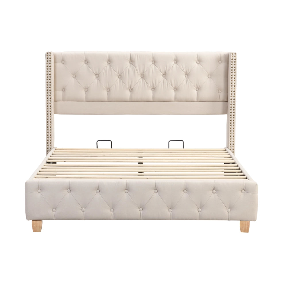 Letto imbottito 140x190 cm in lino beige con rete a doghe, testiera capitonné e dettagli borchiati