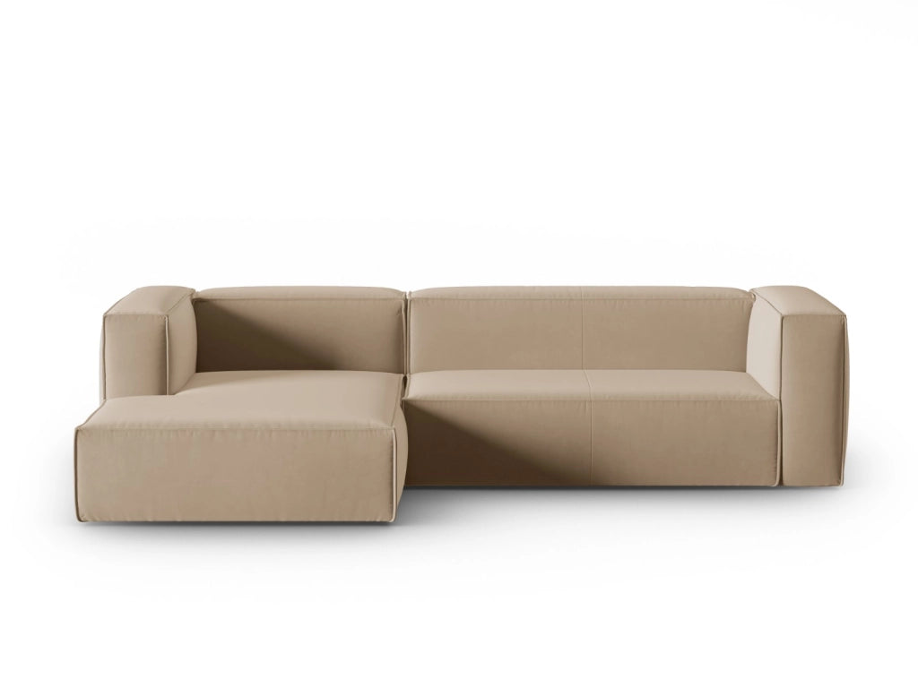Cosmopolitan Design - Divano angolare sinistro "Mackay" 4 posti in velluto sabbia 