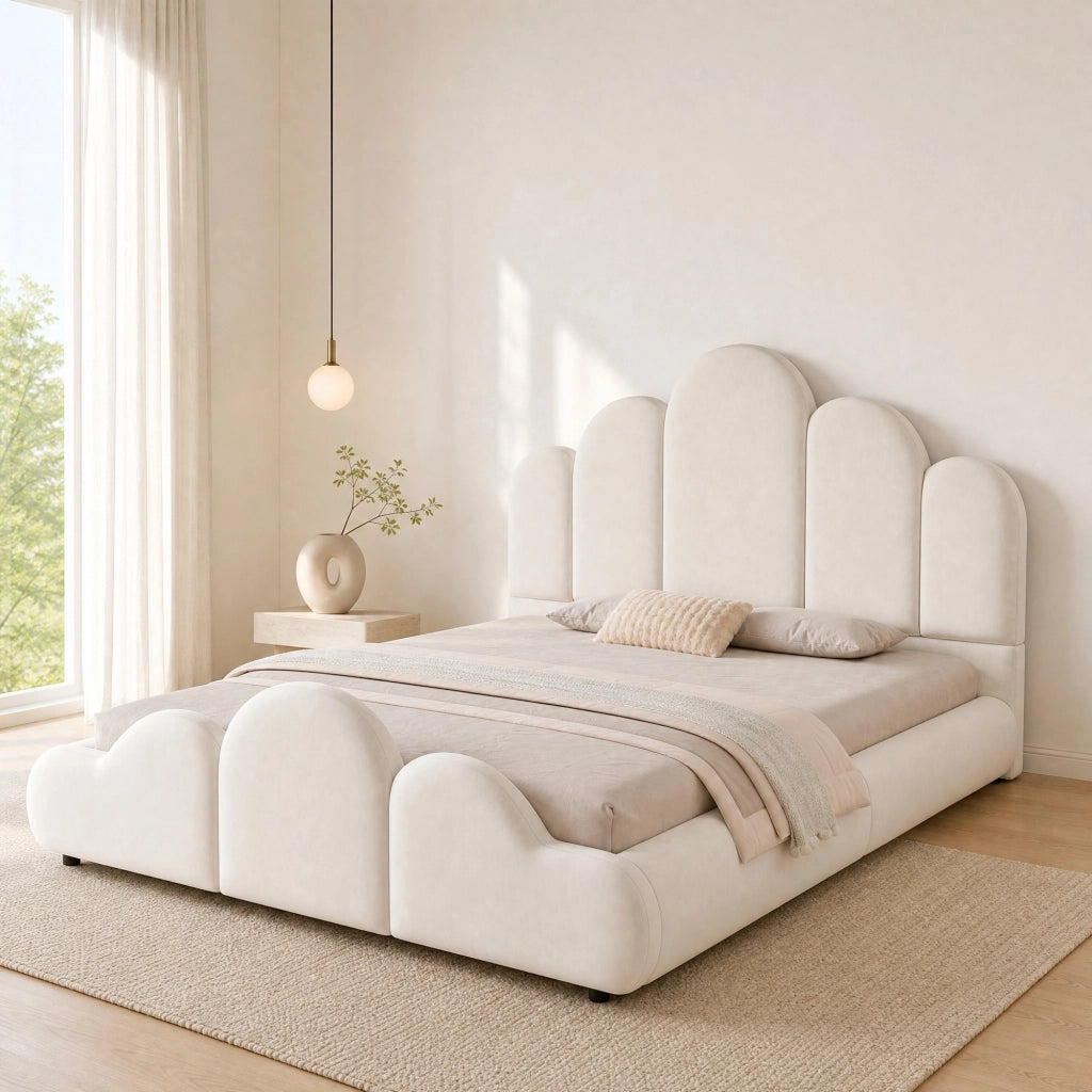 Letto imbottito 140 x 200 cm in velluto beige con testiera imbottita e struttura a nuvola