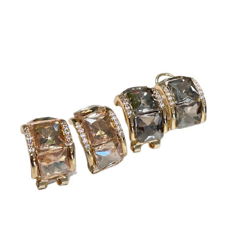 Orecchini a cerchio quadrati a forma di C con diamanti, orecchini eleganti da donna, raffinati orecchini interamente in cristallo con diamanti.