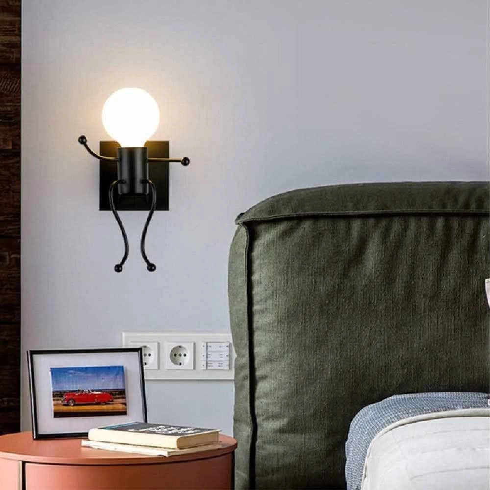 Trade Shop - Applique Da Parete Decorativo Forma Di Omino Seduto In Metallo Attacco E27 Aq51 - Nero