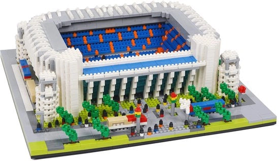 Set di costruzioni per muri - Campo da calcio con 4030 mini-blocco costruzione - Modello architettonico - Oggetto da collezione - Giocattolo per bambini e adulti - Incluso manuale di istruzioni e attrezzatura