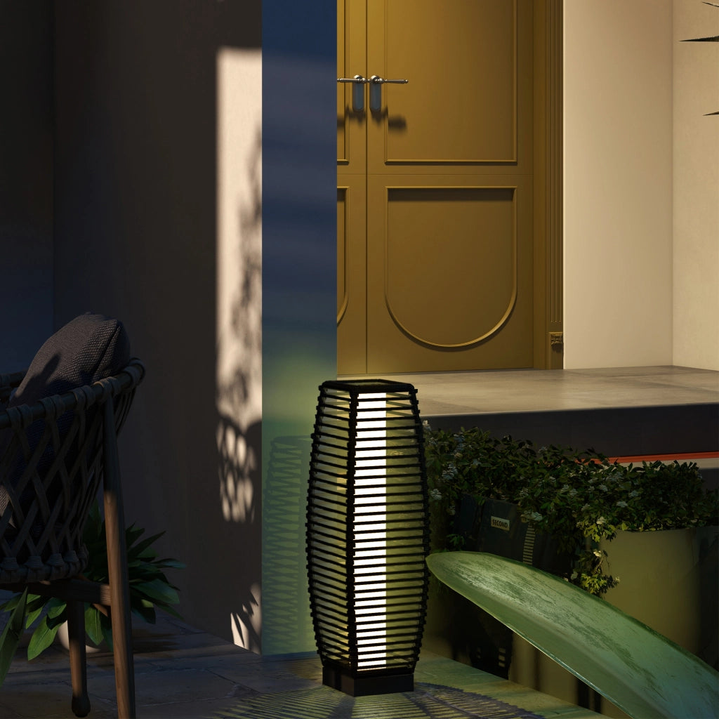 Lampada Solare da Giardino in Acciaio e Rattan ¨C Zephmum ¨C Nero 20x20x68 cm