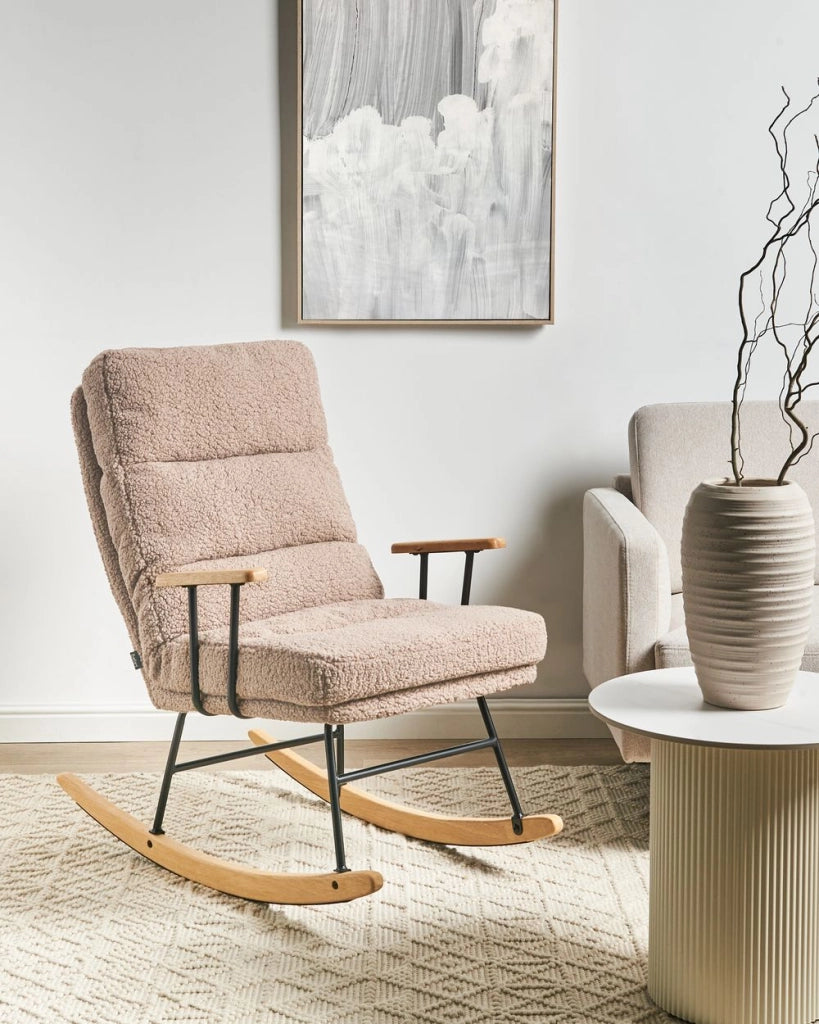 Sedia a dondolo Rivestimento in Boucle beige sporco Gambe in legno e gomma Schienale reclinabile Soggiorno