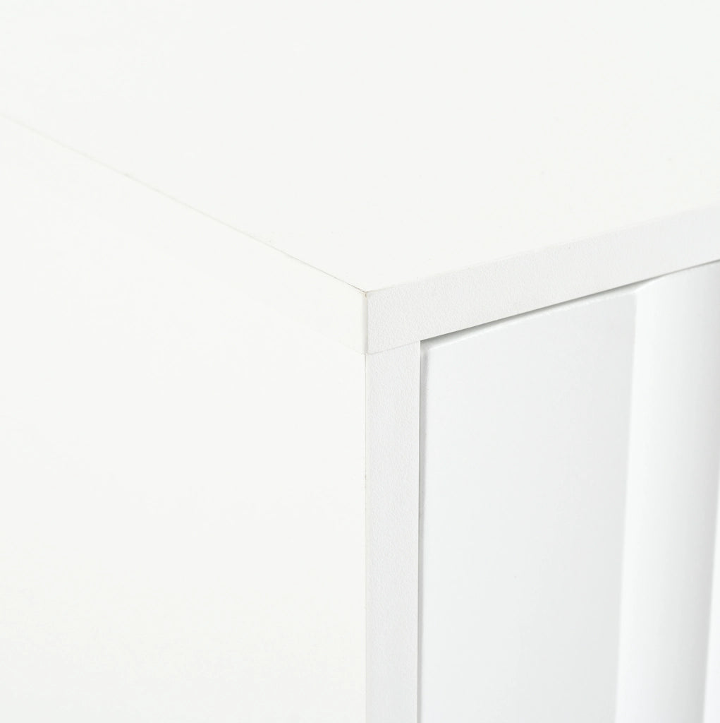 Mobile TV bianco 190x38x48 cm con gambe dorate e porte scanalate