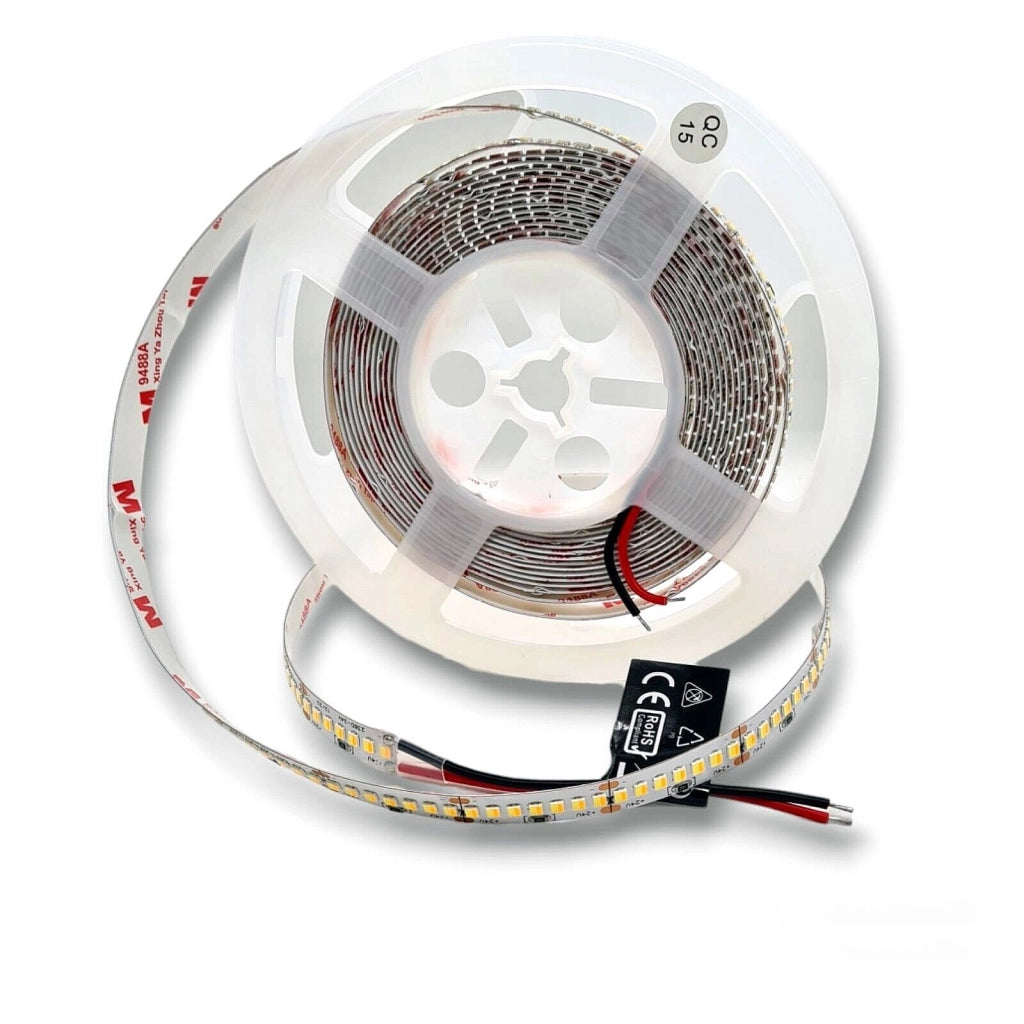STRISCIA LED CCT 24V 15W\MT CAMBIA 3 TONALITA LUCE BIANCA 3000 4000 6500 238 LED\MT CON TELECOMANDO DIMMERABILE
