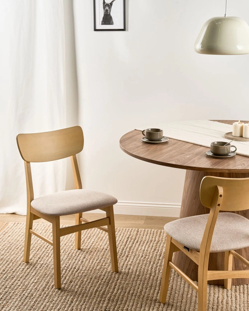 Set di 2 sedie da pranzo Struttura in legno di gomma scuro Seduta in tessuto poliestere grigio chiaro Design retrò senza braccioli