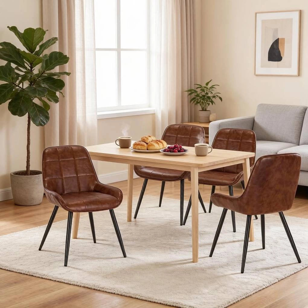Set di 4 sedie da pranzo marroni in similpelle