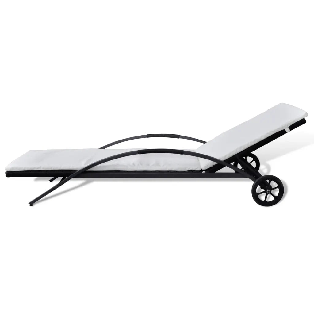 Lettino Prendisole con Cuscino e Ruote in Polyrattan Nero 42495