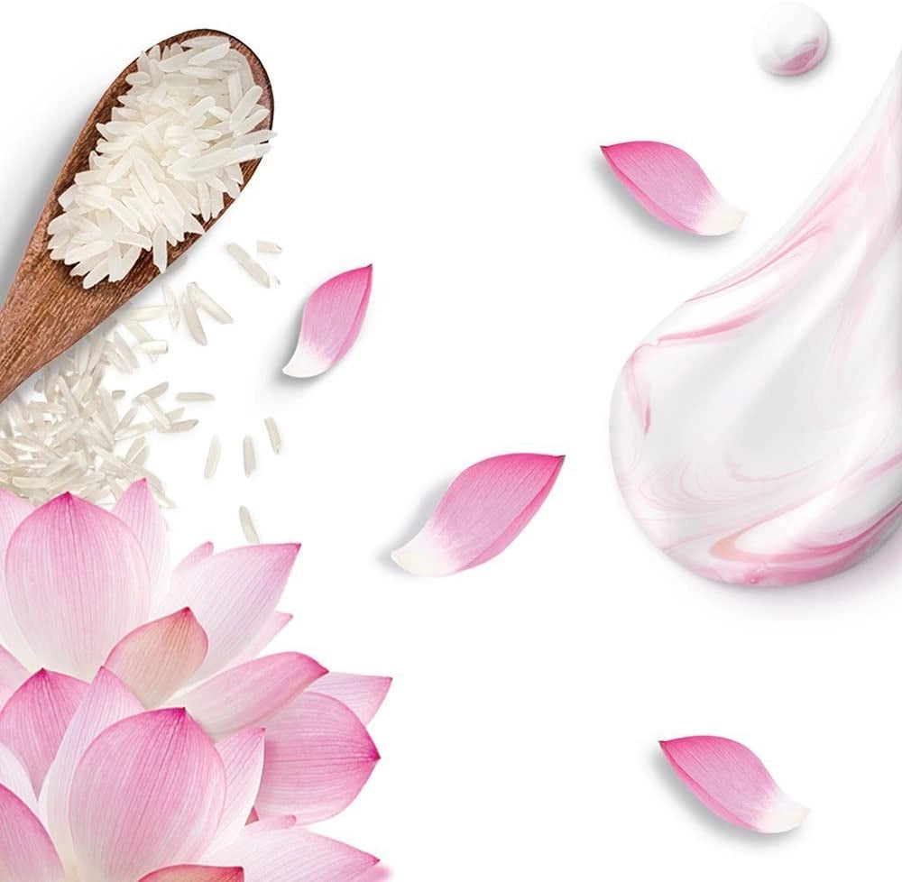 DOVE CREMA PER IL CORPO GLOWING RITUAL AI FIORI DI LOTO NUTRIENTE DA 400 ML