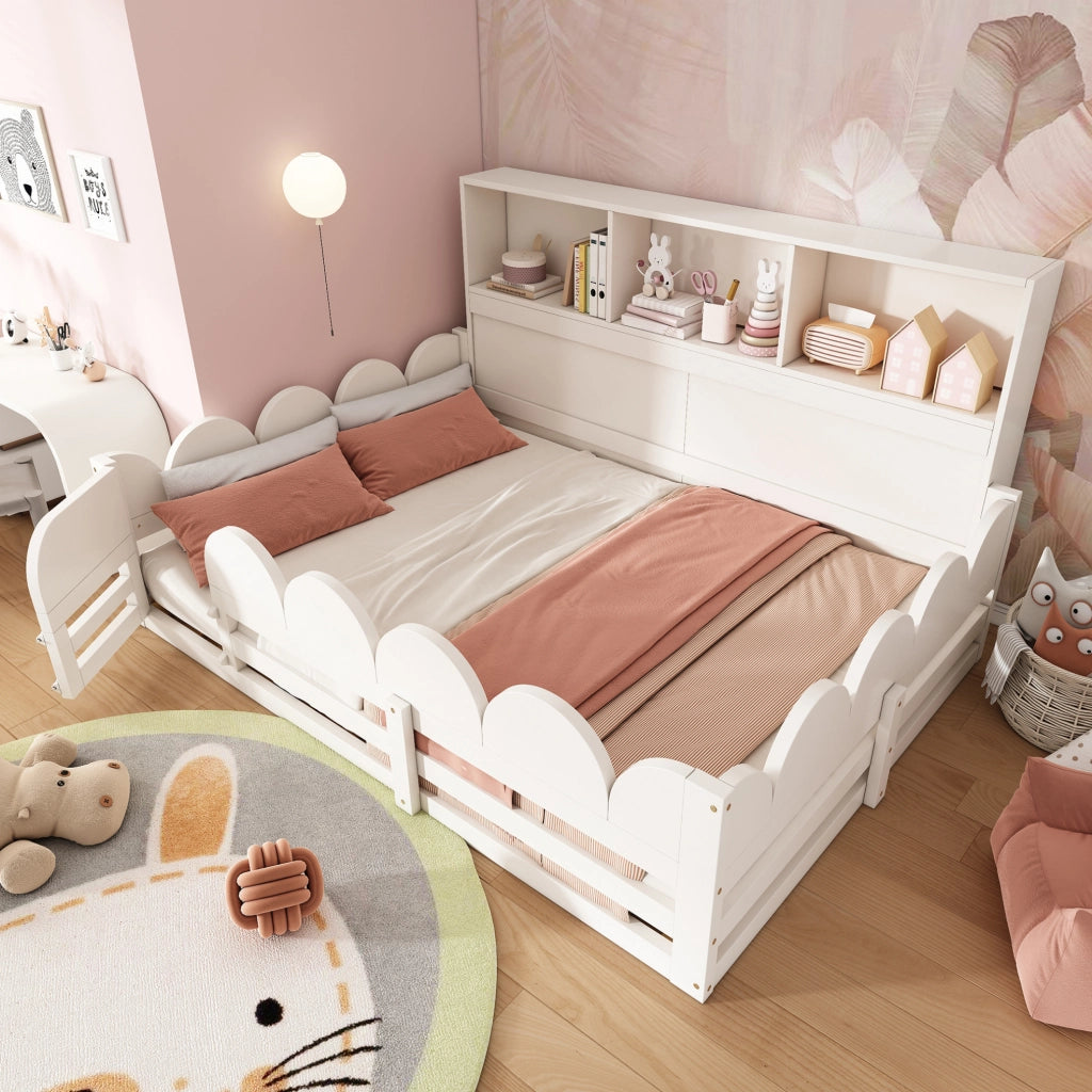 Letto a pavimento per bambini bianco con sponde, porta e ripiani