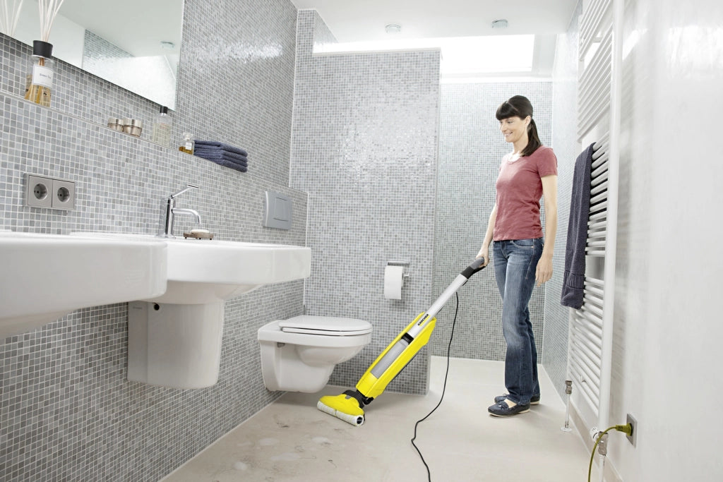 KARCHER Lavapavimenti FC 5 - Potenza assorbita: max. 460 W - Resa con un serbatoio pieno (circa): circa. 60 m² - Capacità serbatoio acqua dolce: 400 ml