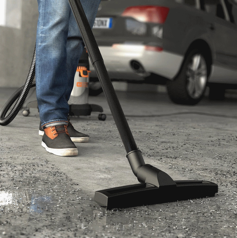 Aspiratore Solidi e Liquidi Black+Decker BXVC30XTDE  (Potenza assorbita  1600 W, Capacità fusto 30 l)