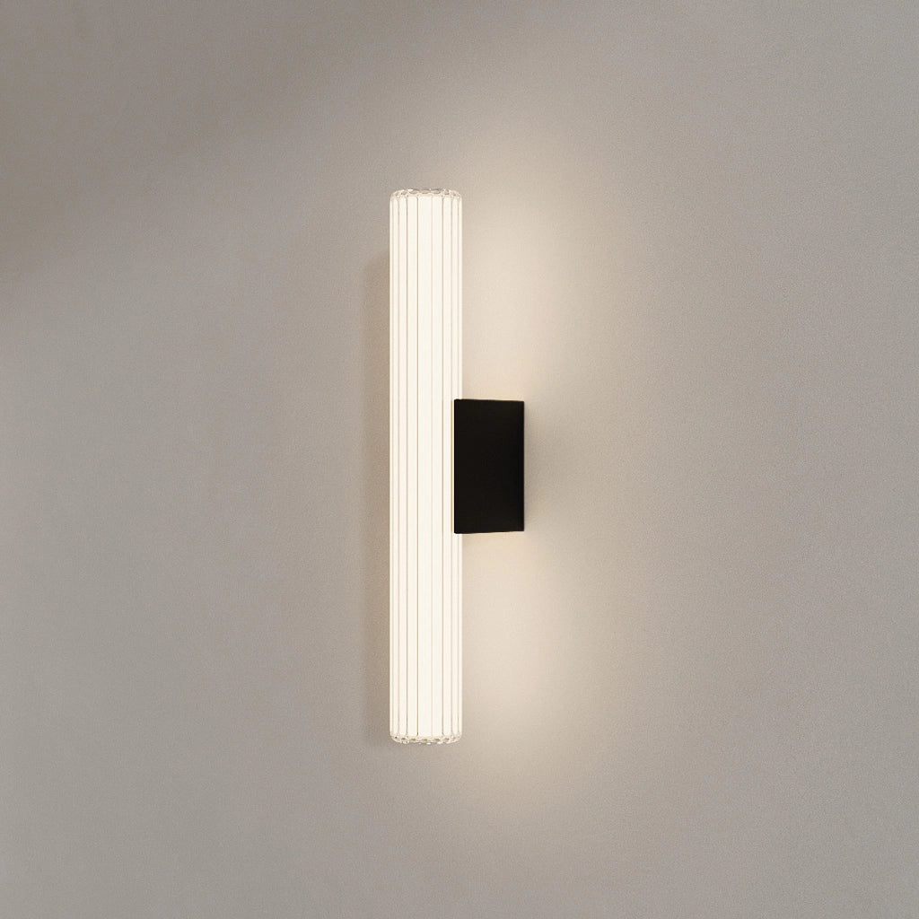 Applique bagno Linea tubo 45cm nera vetro LED CCT IP44