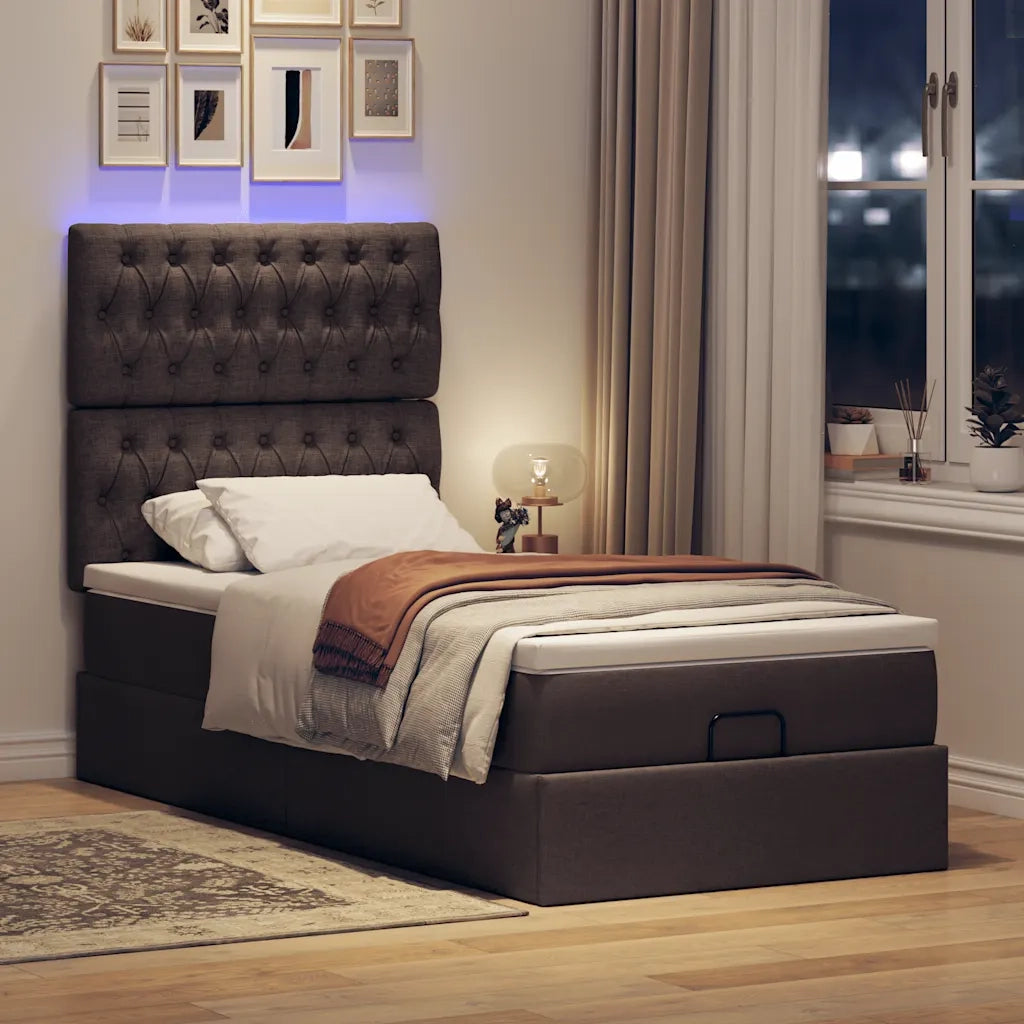 vidaXL Pouf Letto con Materasso e LED Marrone Scuro 90x200 cm Tessuto