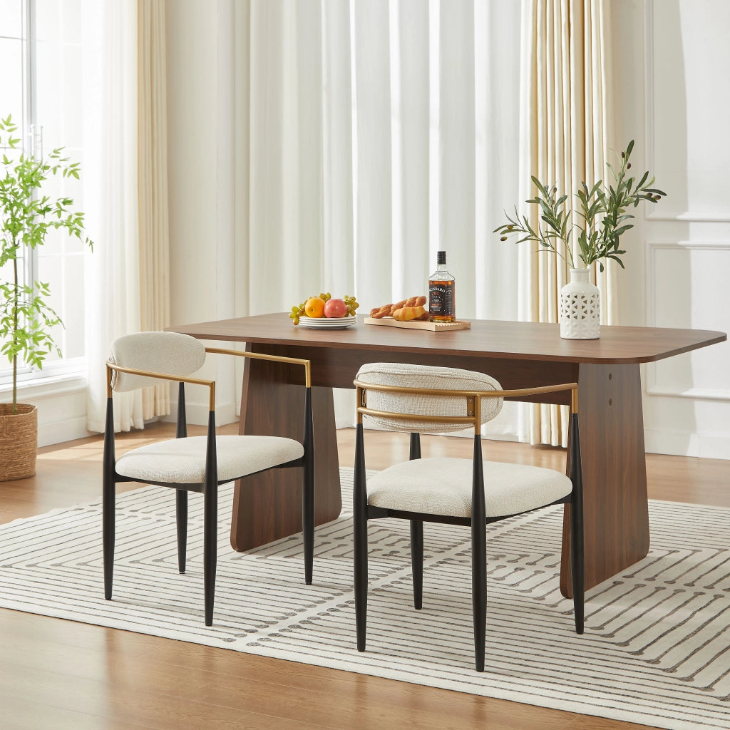 Sedia da pranzo con cuscini in tessuto; altezza regolabile e struttura in metallo nero e oro; beige