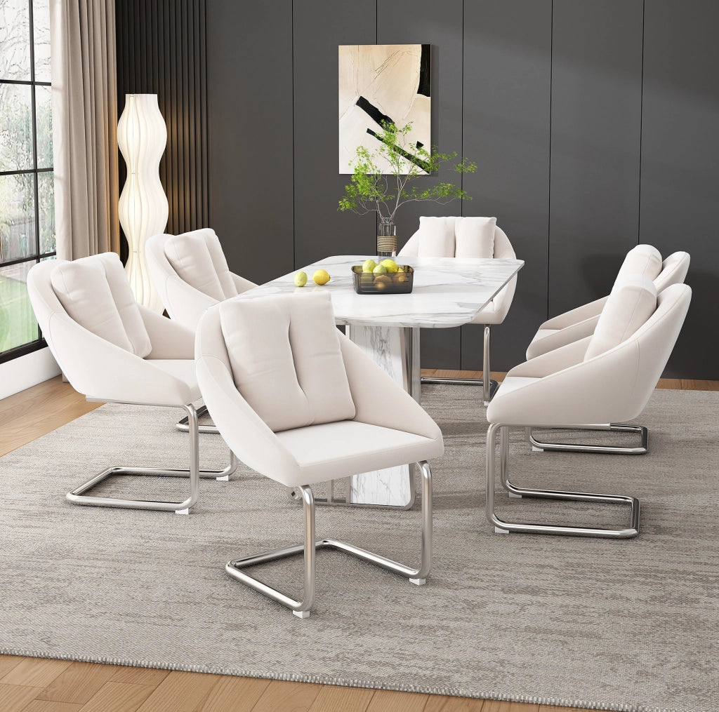 Set di 6 sedie in velluto beige con struttura in metallo; ergonomiche e confortevoli