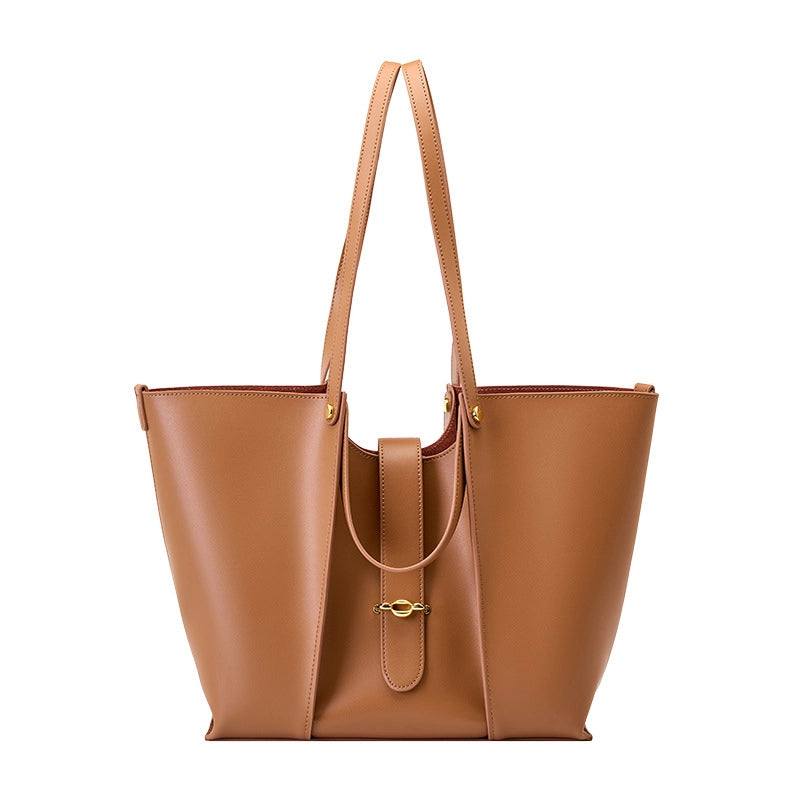 Borsa a tracolla da donna in vera pelle, colore marrone.