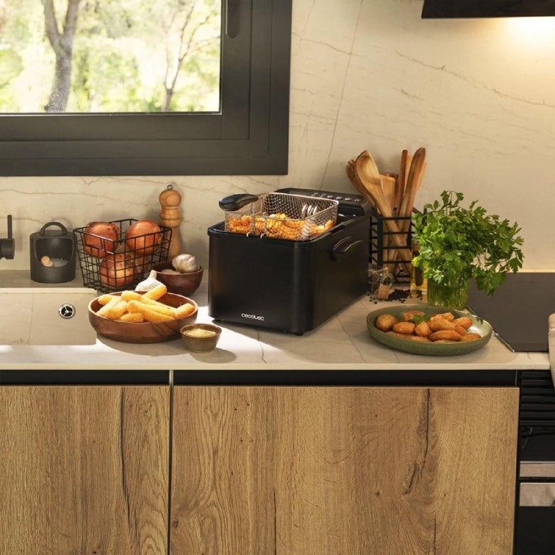 CECOTEC 04303 - Friggitrice ad Olio CleanFry Luxury 4000 Black