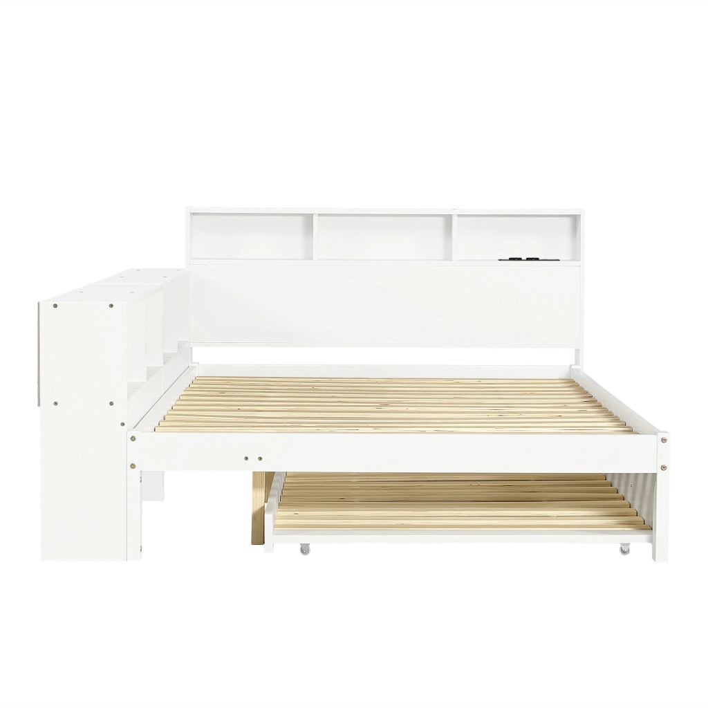 Letto in legno massello 120x200 cm, con letto estraibile 90x190 cm, comprensivo di ripiano portaoggetti e presa di ricarica, bianco