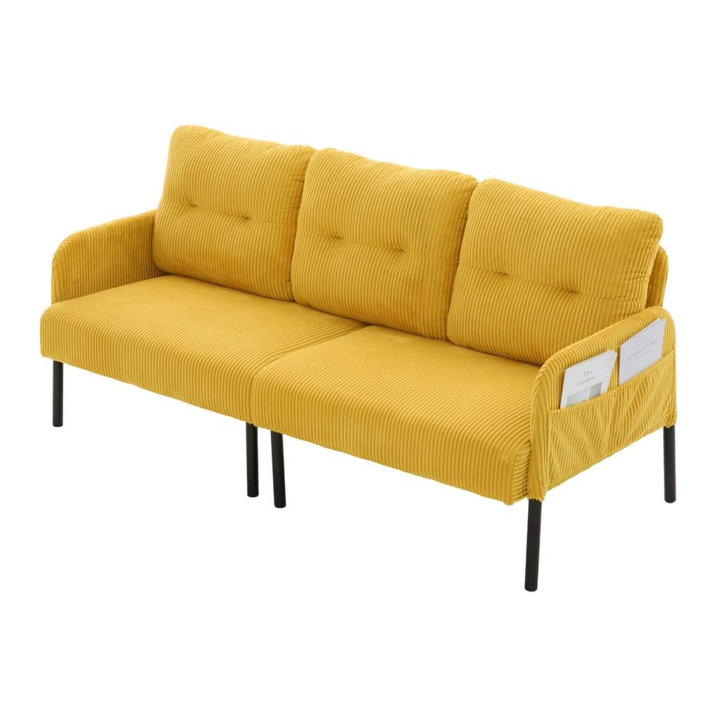 Divano a tre posti in velluto a coste con schienale ergonomico e tasca laterale, struttura in metallo giallo
