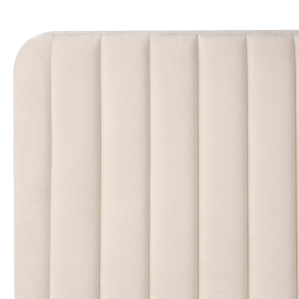 Letto matrimoniale in velluto con testiera trapuntata gambe in metallo da 120 x 200 cm e base a doghe beige Design moderno