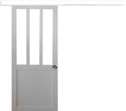 Porta scorrevole per officina rivestita di bianco con vetro trasparente H204 x L83 + guida bianca + 2 gusci installati