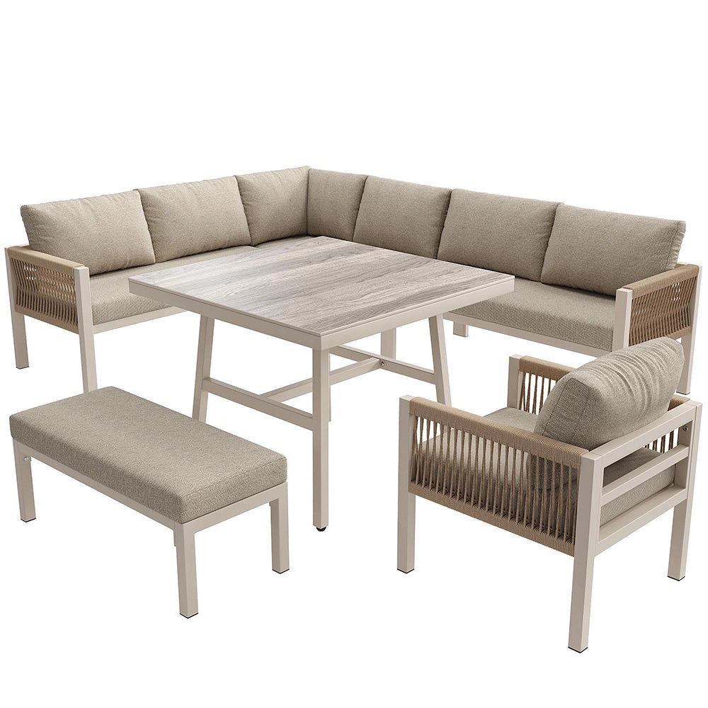 Set da giardino a L in vimini intrecciato a mano - Xylo - Fino a 8 posti, struttura in ferro robusta, cuscini beige, tavolo in vetro effetto legno e poltrona